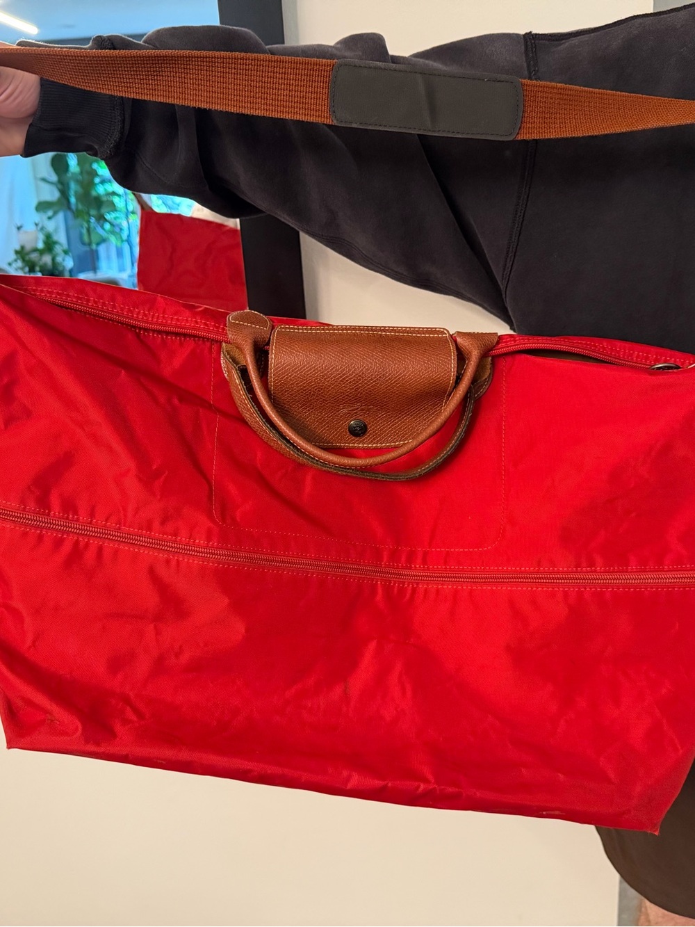 Longchamp Red Nylon Foldable Weekender with Brown Leather Trim - Picture 3 of 7